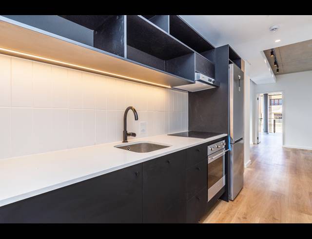 1 BEDROOM APARTMENT RENTED IN SEA POINT